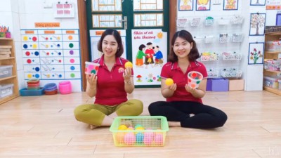 Trò chơi: Chụp bóng bằng cốc