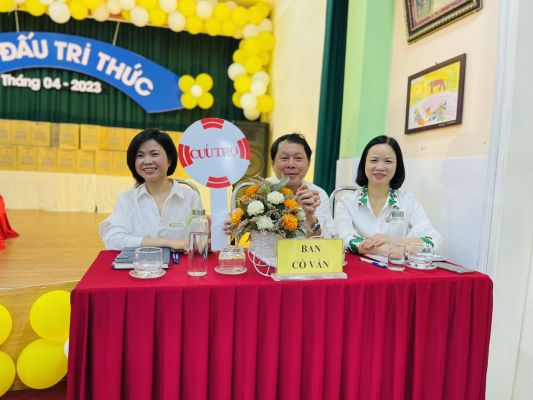 Ban cố vấn