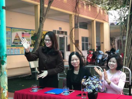 Cô Đỗ Thị Lệ - Phó hiệu trưởng nhà trường