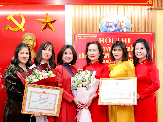 TRƯỜNG 3-2 ĐẠT GIẢI NHẤT TRONG HỘI THI GIÁO VIÊN GIỎI CẤP QUẬN NĂM HỌC 2022 - 2023